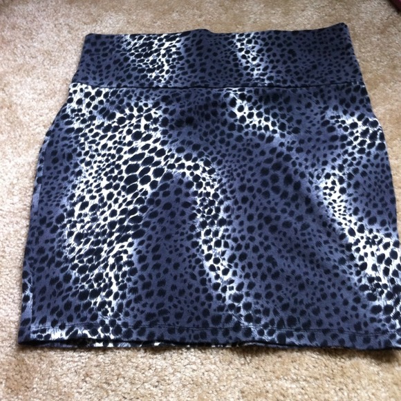 Black cheetah skirt