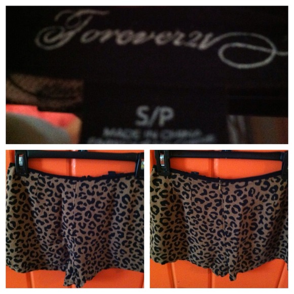 High waisted cheetah print shorts from forever 21.