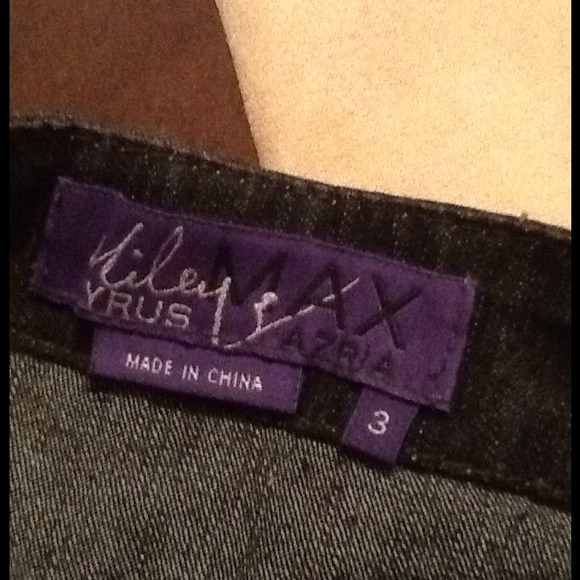 Shorts - Picture 3 of 3