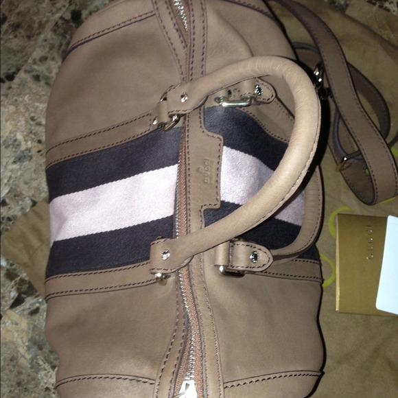 💯% Authentic Gucci Web Boston Bag - Picture 2 of 4