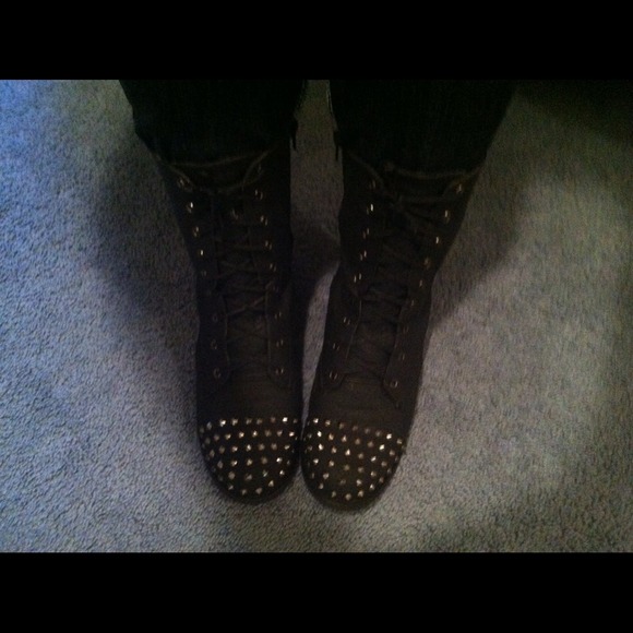 SOLD - Picture 2 of 4