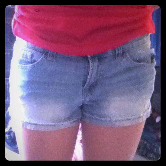 Light denim shorts