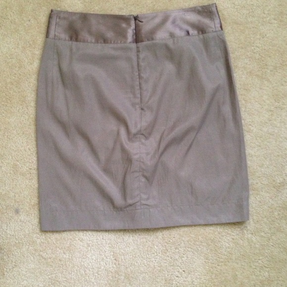 MAX AZRIA pretty faux wrap skirt!! - Picture 2 of 4