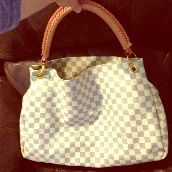 🐝Faux Artsy Louis Vuitton🐝