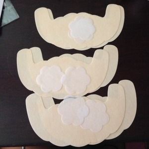 Strapless Adhesive paper bras 💟$2 each💟