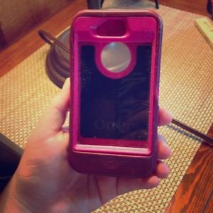 BUNDLED iPhone 4/4s otter box