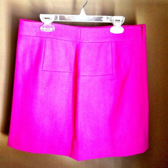❌SOLD❌ J Crew Fuchsia Pink Mini Skirt