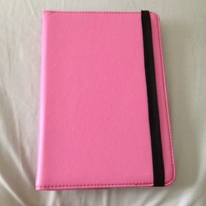 Used Ipad mini case in light pink