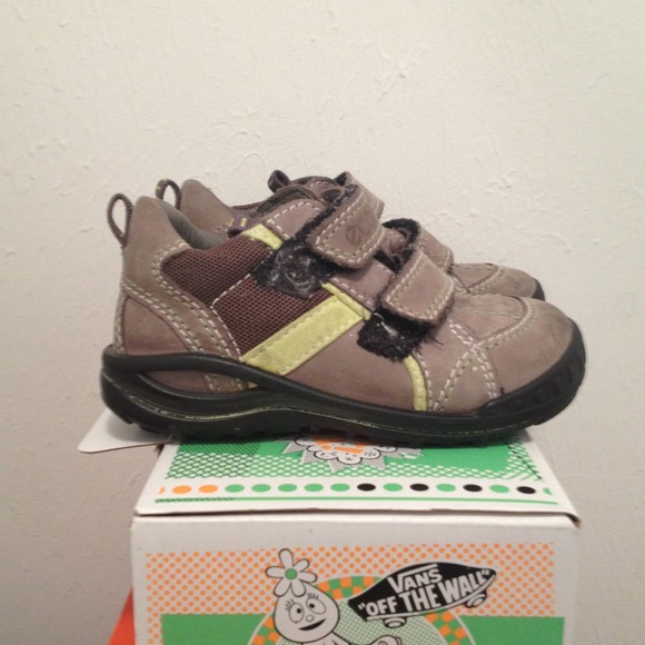 Additional pics Ecco toddler shoes
