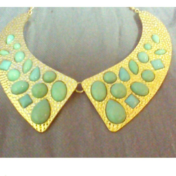 💥💖STATEMENT PIECE! Gold and aqua collar.💖💥 - Picture 1 of 1