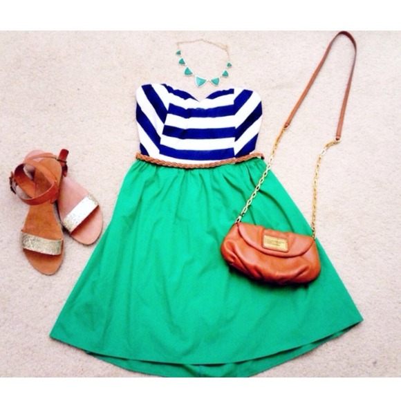 🔴SOLD! NWT Striped Summer Dress Sz: Med