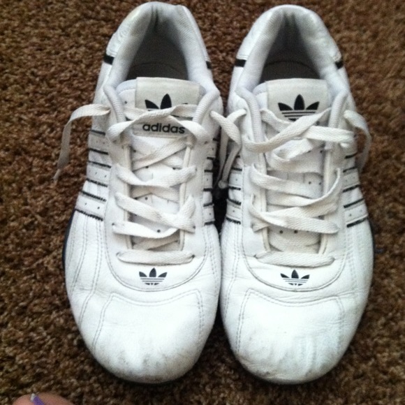 White adidas (: