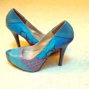 Teal and purple leather pumps!!!