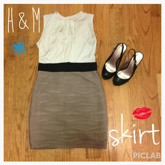 H&M skirt size small
