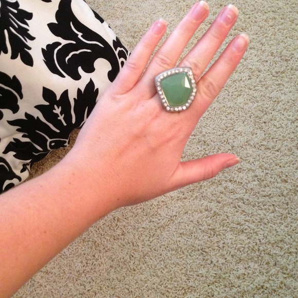 Ring - Picture 4 of 4