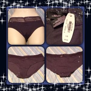 ✅ Victoria's Secret lace waist cotton hiphuggers