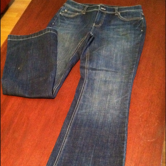 Boot cut jeans