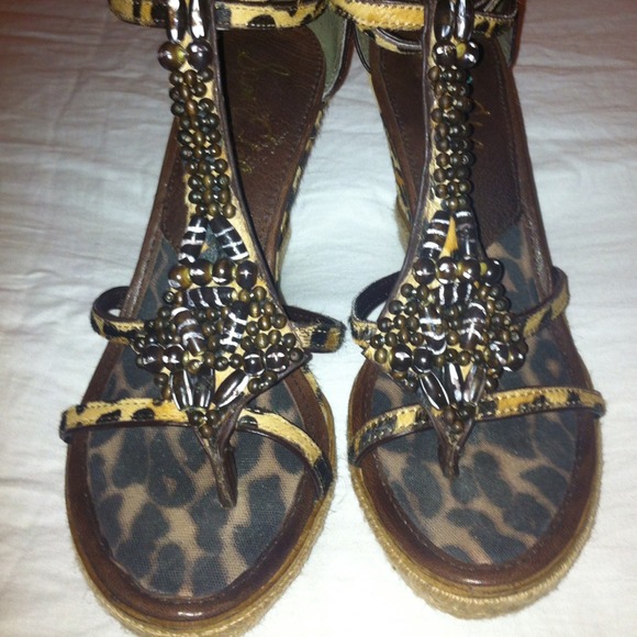 Great animal wedges!