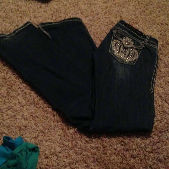 LA idol jeans