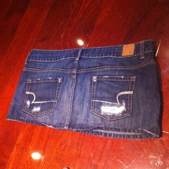 Denim AMERICAN EAGLE mini skirt (dark) - Picture 3 of 4