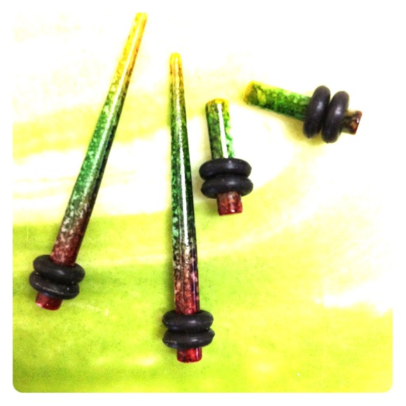 Size 10g Rasta Tapers and plugs