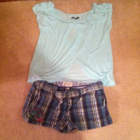 Old navy shorts AE top