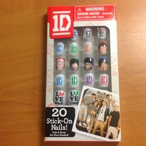 1D stick on nails