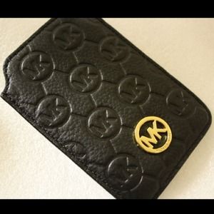 Michael Kors iPhone sleeve