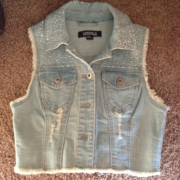 NWOT stud jean vest