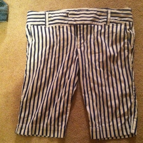 Roxy shorts