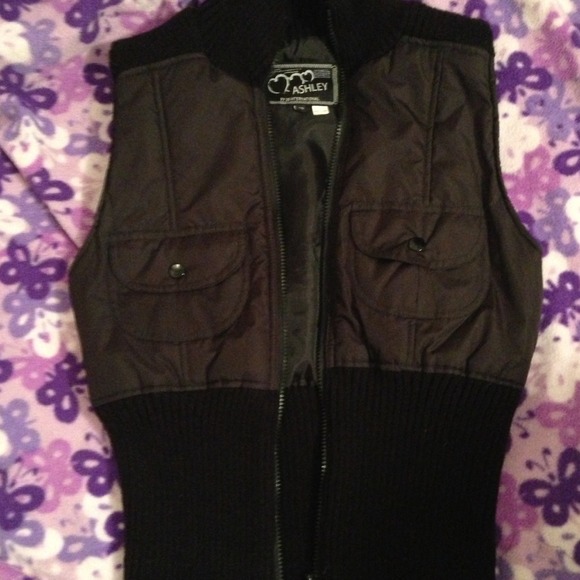 Sold - Picture 2 of 2