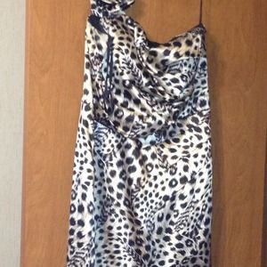 Junior formal wear