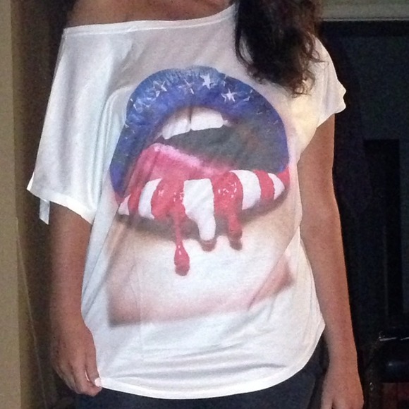4th of July Lips tee