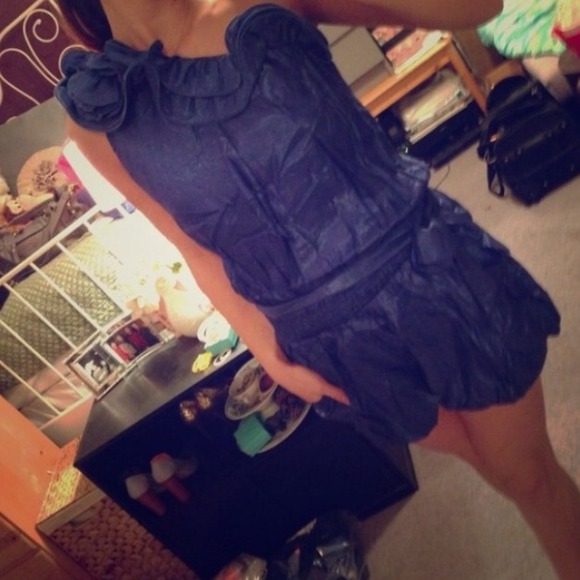 Dresses & Skirts - 🎁 GIFTED 🎁 Shimmery Blue Romper