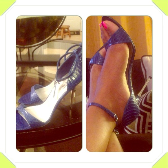 Snakeskin shoes
