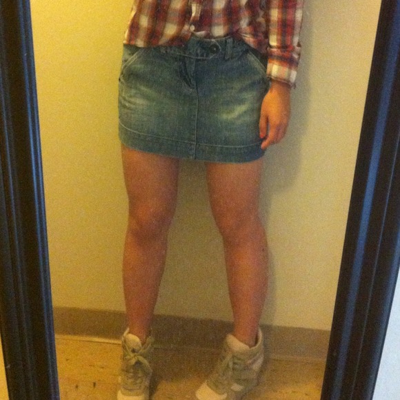 American Eagle denim skirt - Picture 3 of 3