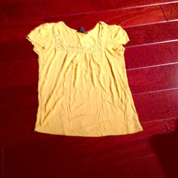 ❌SOLD❌H&M Mustard blouse
