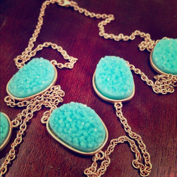 ❌SOLD❌Long Teal Druzy Necklace