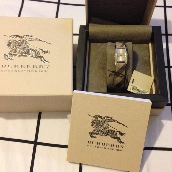 💰SOLD💰 BURBERRY WATCH