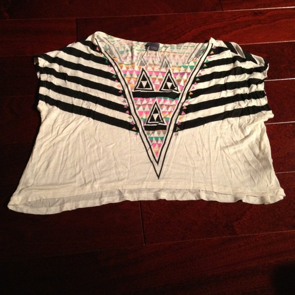❌SOLD❌ Urban outfitters crop top