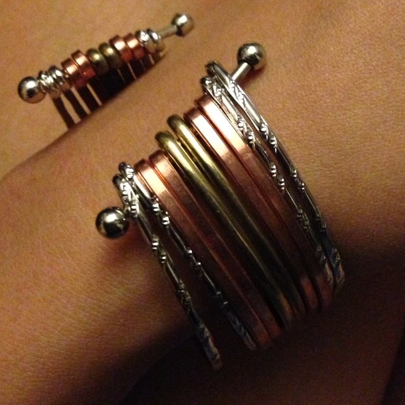 Accessories - 💥Silver bronze blacelet💥