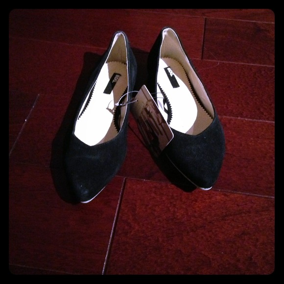 SOLD!! Urban BDG Flats