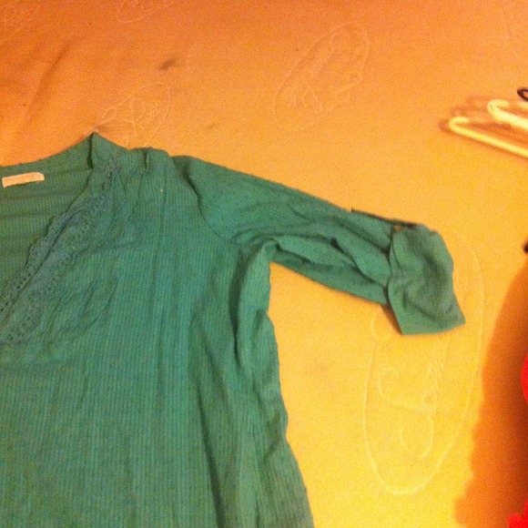 Teal shirt - Picture 3 of 3