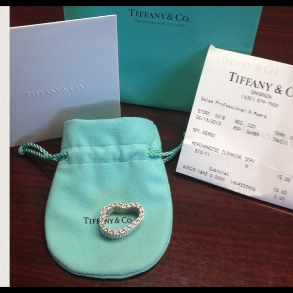 🍀SOLD TO A BFF🍀 Authentic Tiffany Somerset Ring