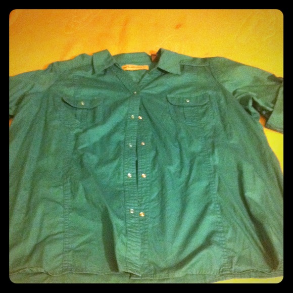 Shirt - Picture 1 of 1