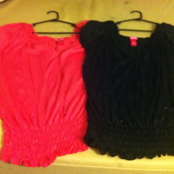 Tops - Picture 1 of 4