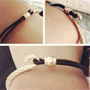 Gold and leather hook bracelet
