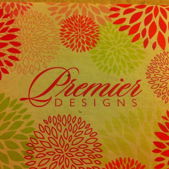 Jewelry - Picture 3 of 3