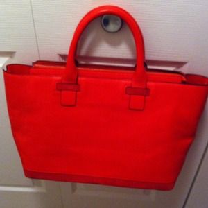 Zara basic handbag