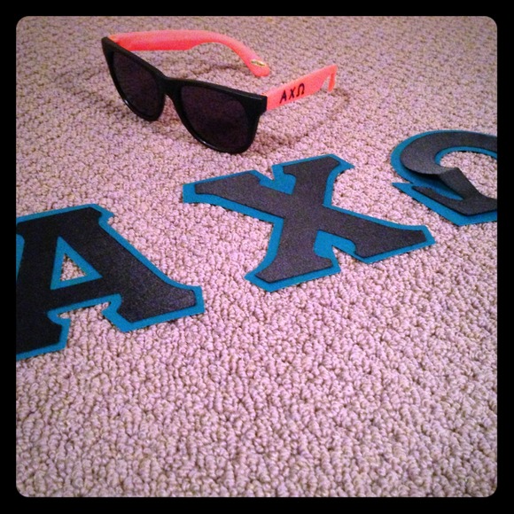 🔴 SOLD! Alpha chi omega sunglasses & iron on